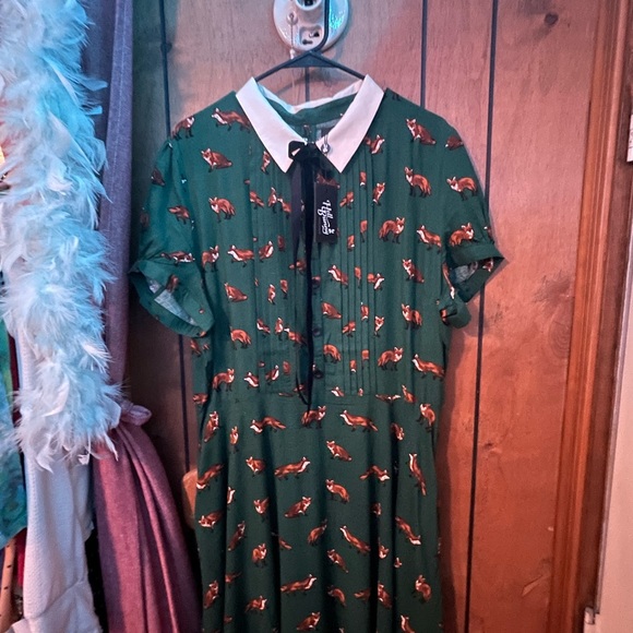 Hell Bunny Vixey dress! Super cute, hella hip, Rockabilly style! - Picture 4 of 4